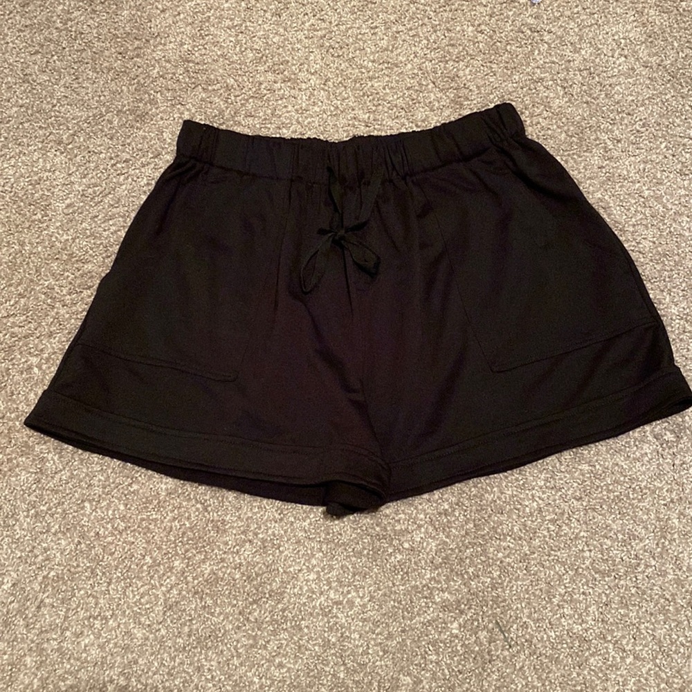 Queen Plus Women Daily Wear black shorts, size XL
